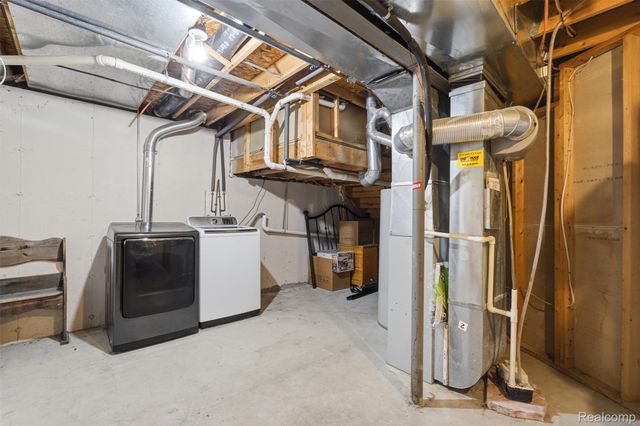 455 Waverly Lane, Genoa Township, MI 48843