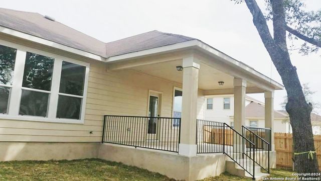 11208 Hill Top Bend, Helotes, TX 78023