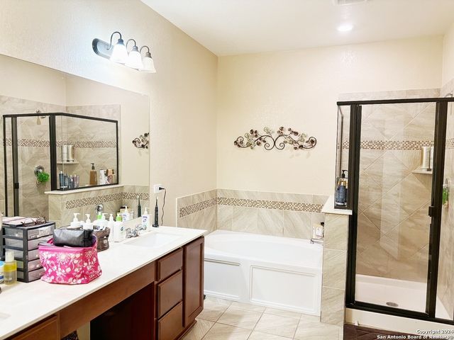 11208 Hill Top Bend, Helotes, TX 78023