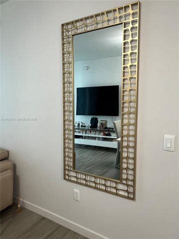 1100 S Miami Ave 2011, Miami, FL 33130