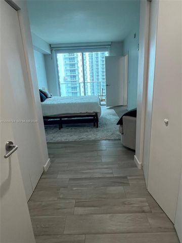 1100 S Miami Ave 2011, Miami, FL 33130