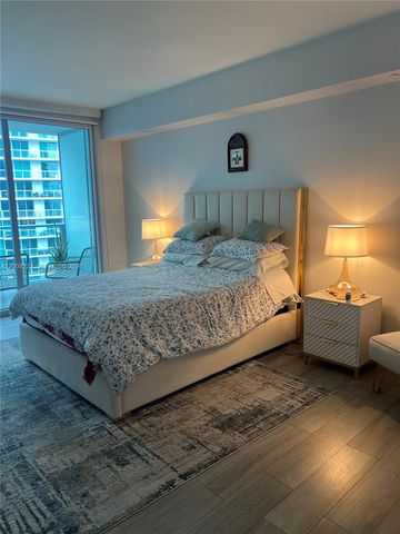 1100 S Miami Ave 2011, Miami, FL 33130