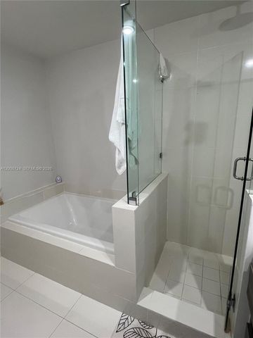 1100 S Miami Ave 2011, Miami, FL 33130