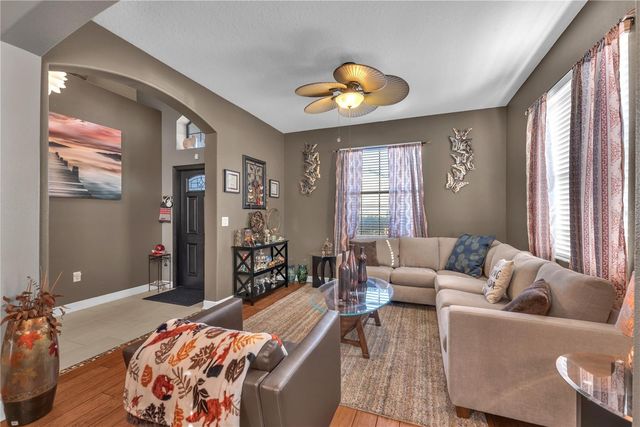 20006 SATIN LEAF AVENUE, Tampa, FL 33647