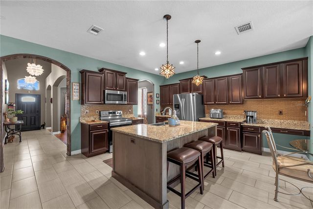 20006 SATIN LEAF AVENUE, Tampa, FL 33647