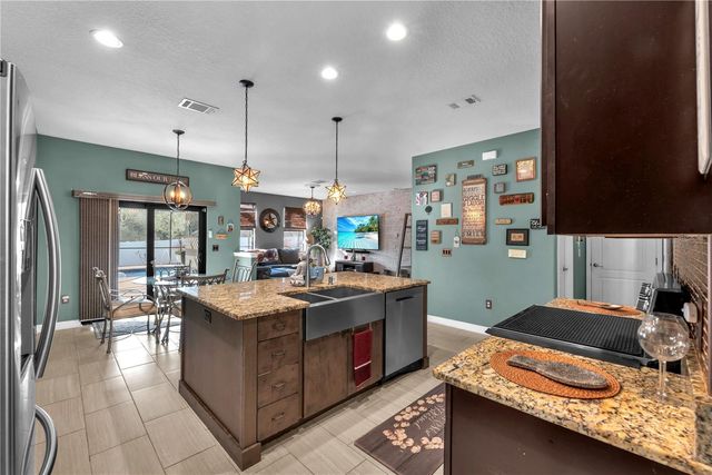 20006 SATIN LEAF AVENUE, Tampa, FL 33647