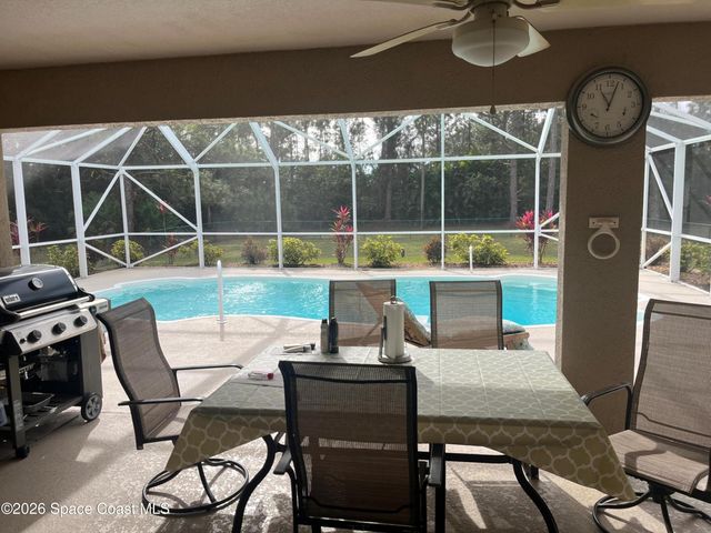 7100 Hacienda Drive, Grant, FL 32949