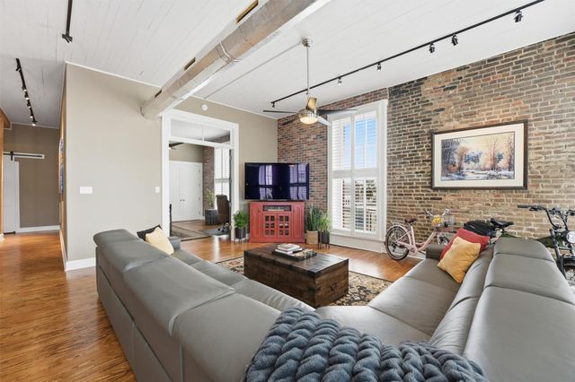 2318 Market Street 12, Galveston, TX 77550