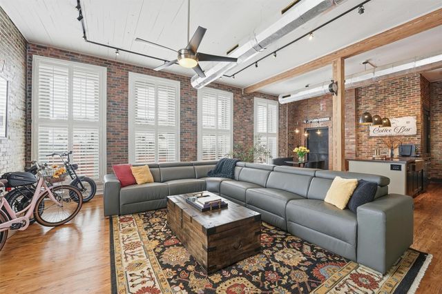 2318 Market Street 12, Galveston, TX 77550