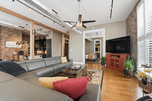 2318 Market Street 12, Galveston, TX 77550