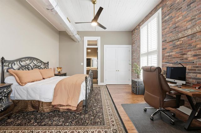 2318 Market Street 12, Galveston, TX 77550