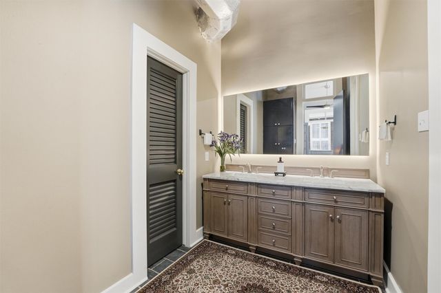 2318 Market Street 12, Galveston, TX 77550