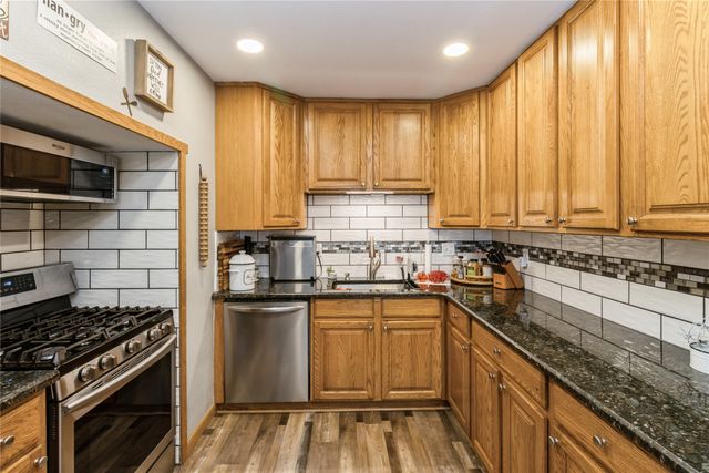 7202 SW 13th Street, Des Moines, IA 50315