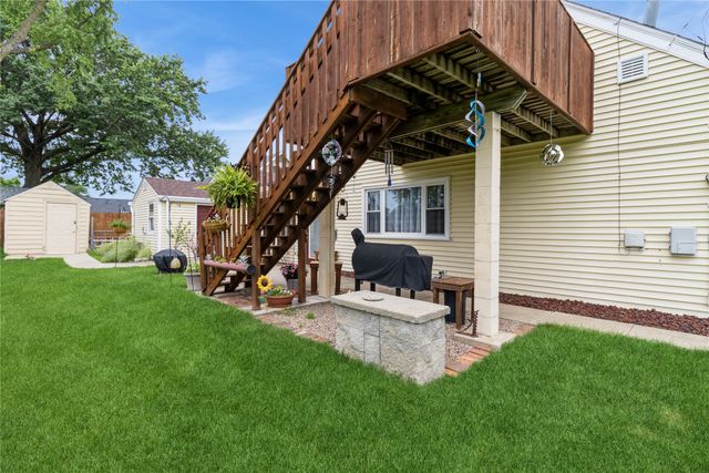 7202 SW 13th Street, Des Moines, IA 50315