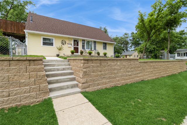 7202 SW 13th Street, Des Moines, IA 50315