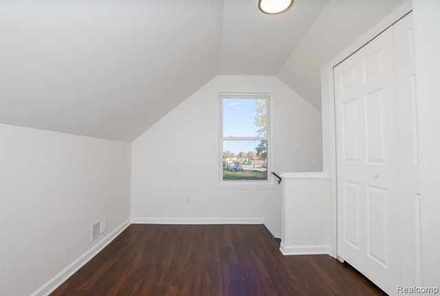 17921 Oakdale Street, Roseville, MI 48066