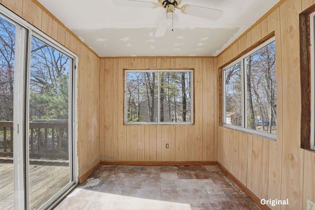 63 Kienia Road B, Hudson, NH 03051