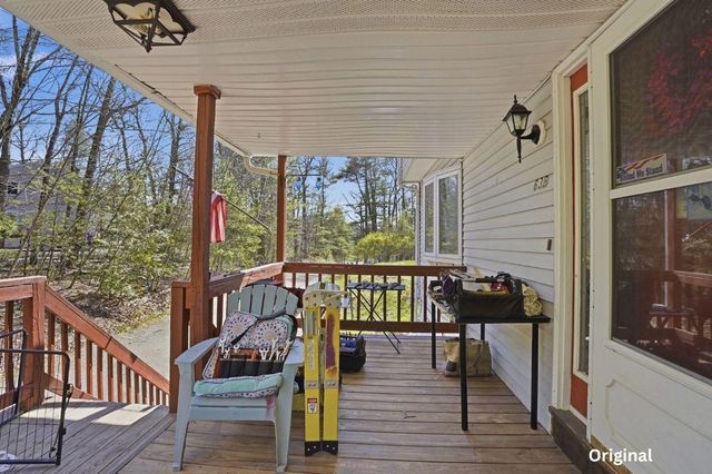 63 Kienia Road B, Hudson, NH 03051