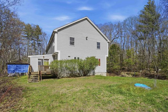 63 Kienia Road B, Hudson, NH 03051