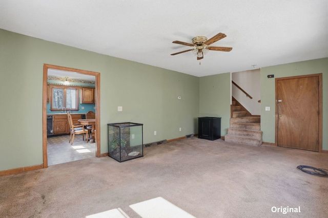 63 Kienia Road B, Hudson, NH 03051