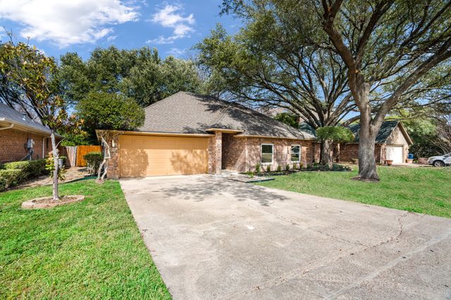 207 Darrin Drive, Rockwall, TX 75087