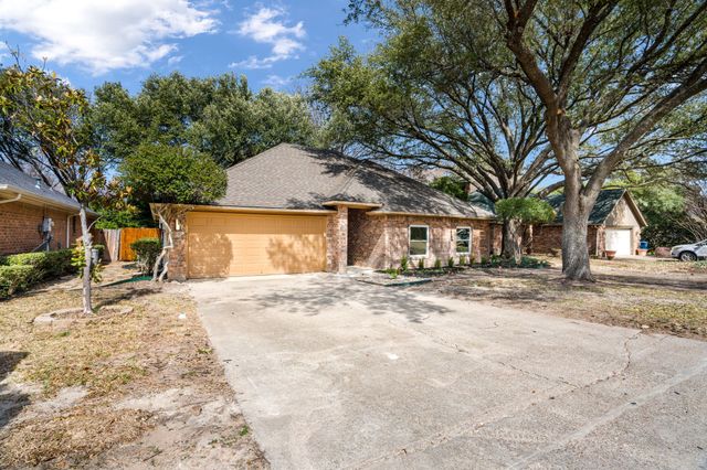 207 Darrin Drive, Rockwall, TX 75087