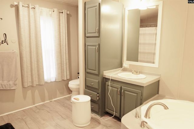 150 Crestwood Arch, Lexington, SC 29073