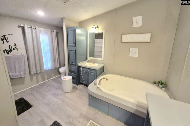 150 Crestwood Arch, Lexington, SC 29073