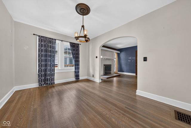6448 Broadway Street, Indianapolis, IN 46220
