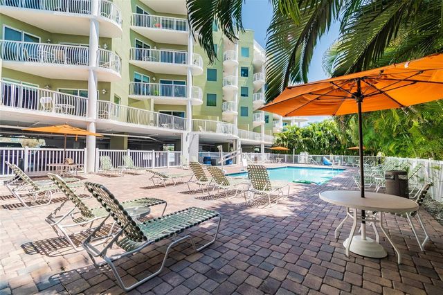 11605 GULF BOULEVARD 208, Treasure Island, FL 33706