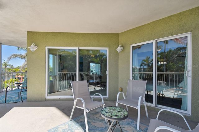 11605 GULF BOULEVARD 208, Treasure Island, FL 33706