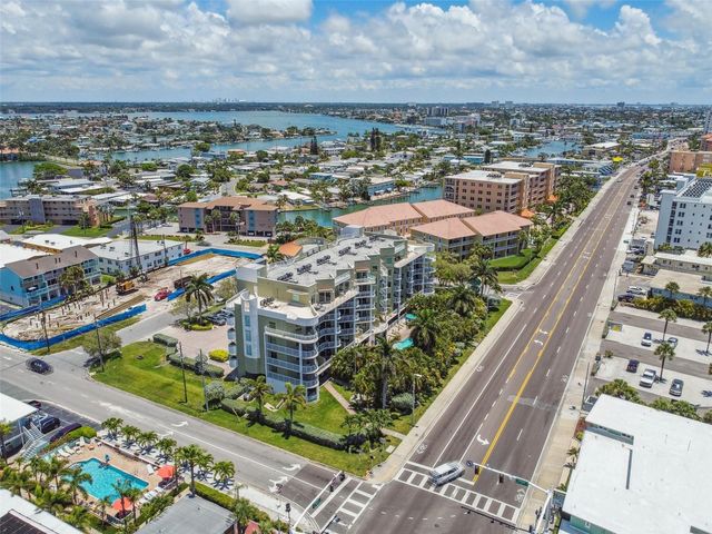 11605 GULF BOULEVARD 208, Treasure Island, FL 33706