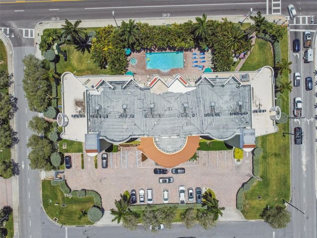 11605 GULF BOULEVARD 208, Treasure Island, FL 33706