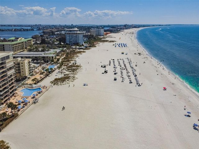 11605 GULF BOULEVARD 208, Treasure Island, FL 33706