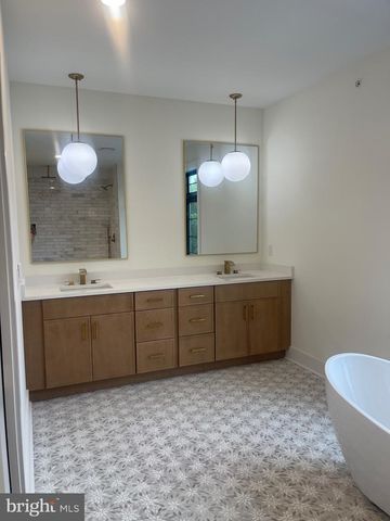 7519 R RIDGE AVENUE 301 #302, Philadelphia, PA 19128