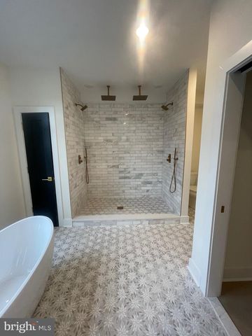 7519 R RIDGE AVENUE 301 #302, Philadelphia, PA 19128