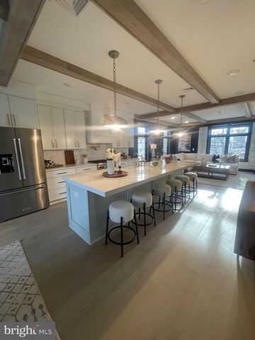 7519 R RIDGE AVENUE 301 #302, Philadelphia, PA 19128