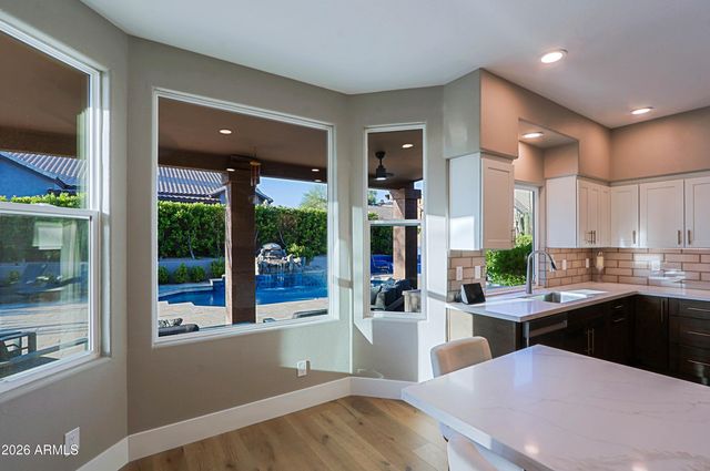 11146 E RUNNING DEER Trail, Scottsdale, AZ 85262