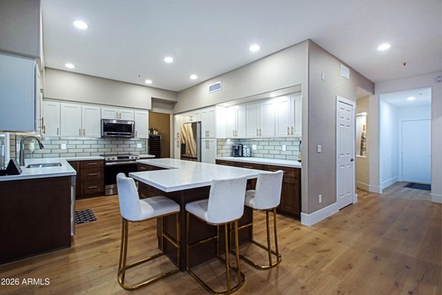 11146 E RUNNING DEER Trail, Scottsdale, AZ 85262
