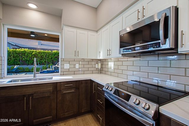 11146 E RUNNING DEER Trail, Scottsdale, AZ 85262