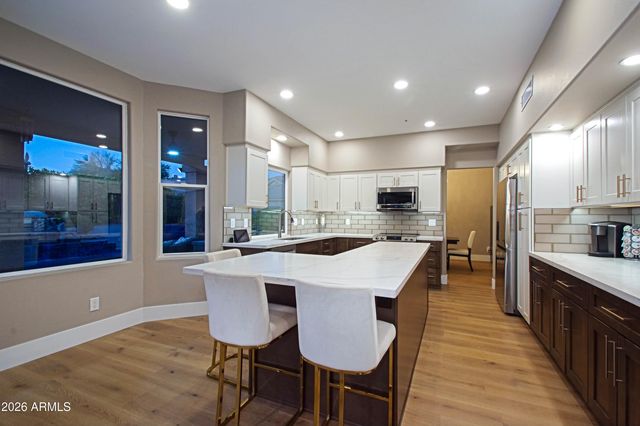 11146 E RUNNING DEER Trail, Scottsdale, AZ 85262