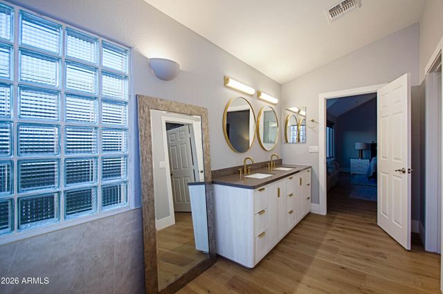 11146 E RUNNING DEER Trail, Scottsdale, AZ 85262