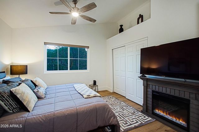 11146 E RUNNING DEER Trail, Scottsdale, AZ 85262