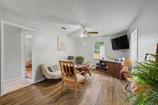 1019 Bertrand Street, Conroe, TX 77301