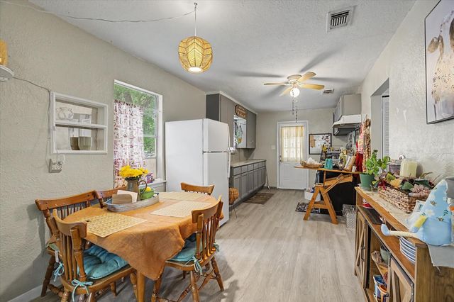 1019 Bertrand Street, Conroe, TX 77301