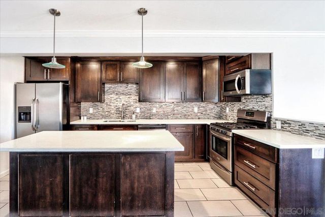 10442 Glenellen Ave, San Diego, CA 92126