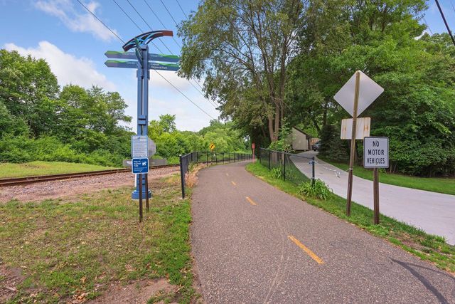 2430 Jewel Lane N, Plymouth, MN 55447