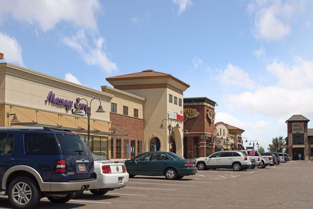 2430 Jewel Lane N, Plymouth, MN 55447