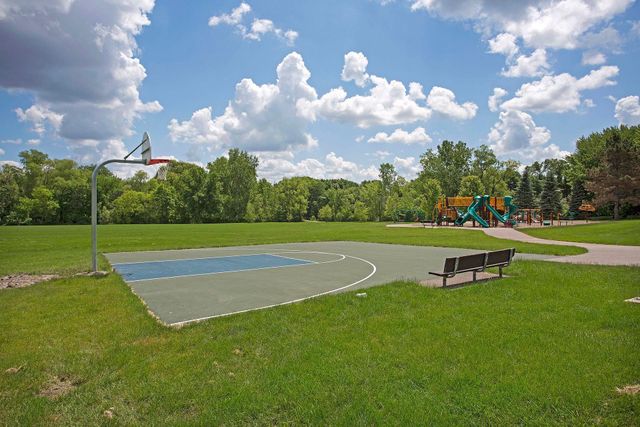 2430 Jewel Lane N, Plymouth, MN 55447