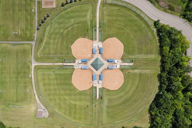 2430 Jewel Lane N, Plymouth, MN 55447